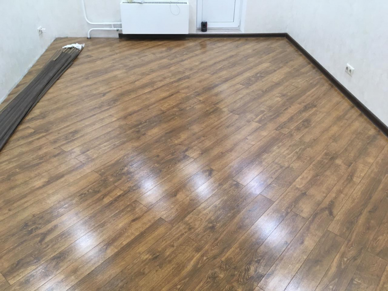 Диагональная укладка ламината (по диагонали) от ООО "А Стиль" Новосибирск